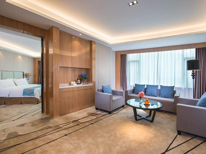שונדה Vienna International Hotel Foshan The World Of Flowers מראה חיצוני תמונה